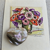 hjerte-poleret-sten-beige-brunt-meleret-vedhaeng-gammelt-halskaedevedhaeng